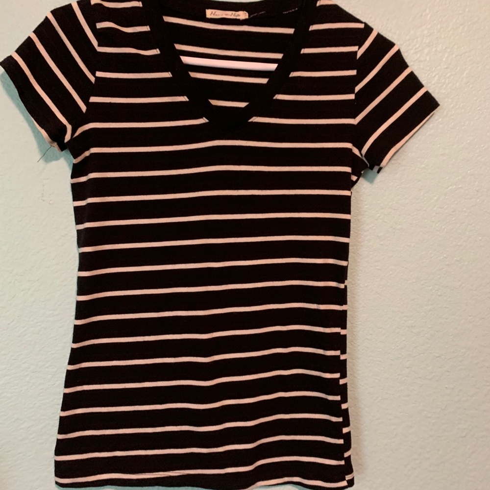 Vneck tee